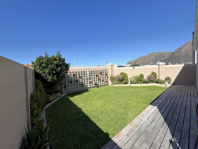 3 Bedroom Property for Sale in Costa Da Gama Western Cape